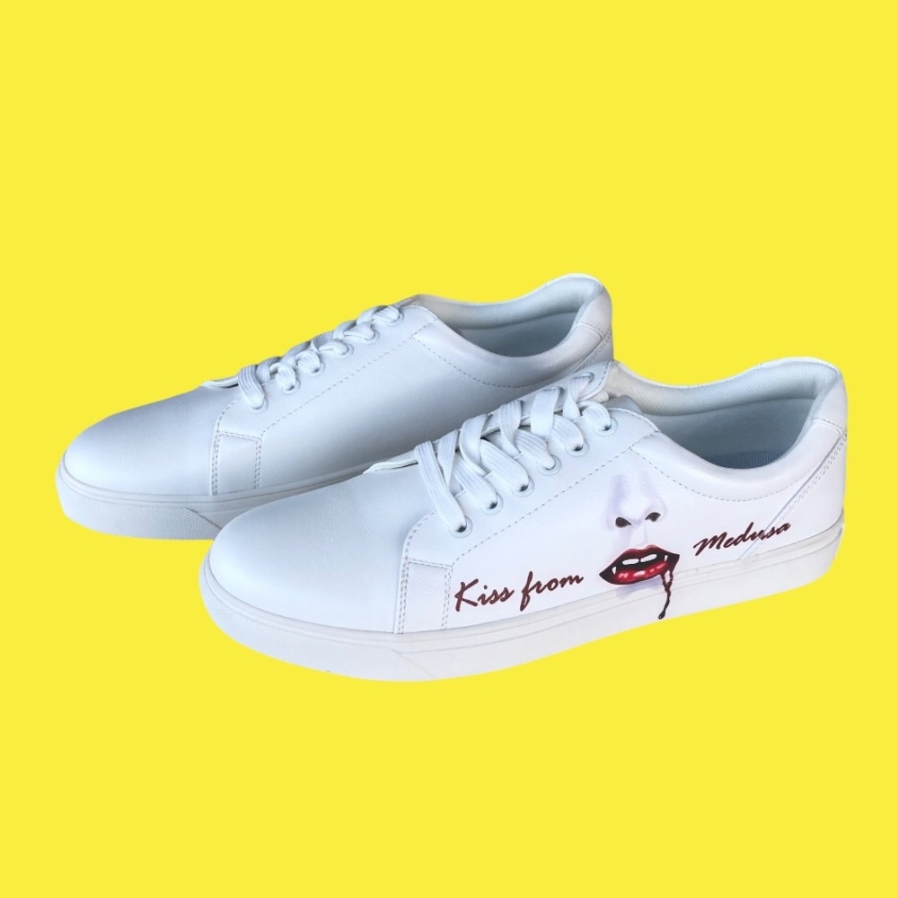 Vostey Kiss by Medusa Sneakers